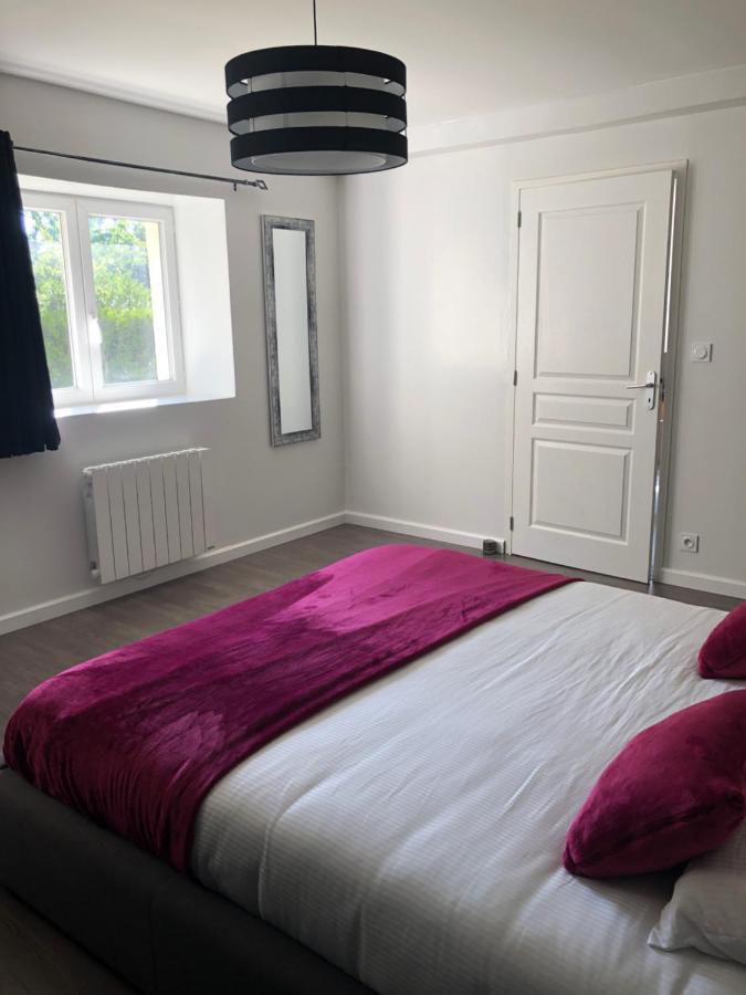 Le Nid Du Franc Bed & Breakfast Авранш Екстериор снимка