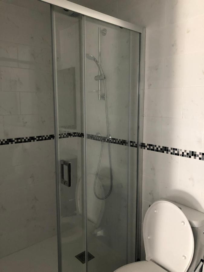 Le Nid Du Franc Bed & Breakfast Авранш Екстериор снимка
