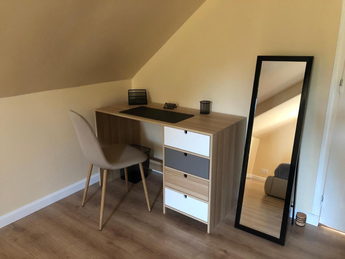 Le Nid Du Franc Bed & Breakfast Авранш Екстериор снимка
